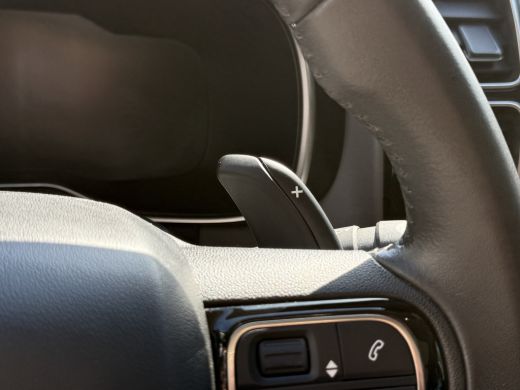 Citroën C5 Aircross 1.2 PureTech Shine Panorama | App Connect | Airco ActivLease financial lease