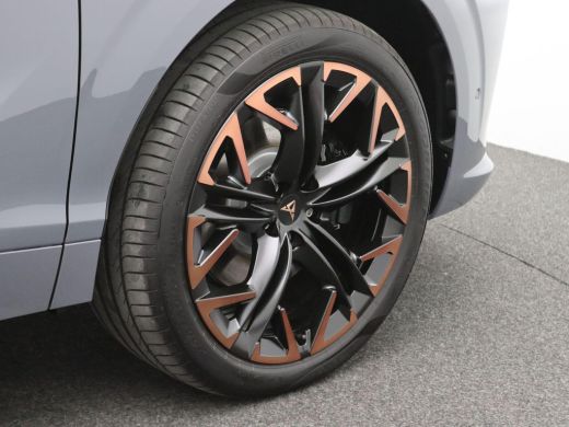CUPRA Terramar 1.5 TSI e-Hybrid VZ Performance 272PK DSG matrix led, leder, trekhaak, sennheiser audio, 360gr. c... ActivLease financial lease