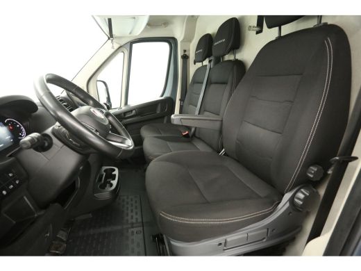 Fiat Ducato 35H HD 2.2 MultiJet 180PK L4H2 3000kg Trekgew. | Airco | Carplay | 3 Persoons | Camera | Trekhaak... ActivLease financial lease