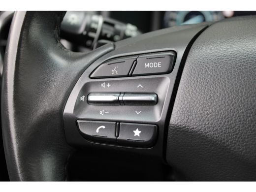 Hyundai Kona 140pk 1.6 GDI HEV Premium Sky | Schuif-/Kanteldak | Vol-Leder | Stoelverwarming | Climate Control... ActivLease financial lease