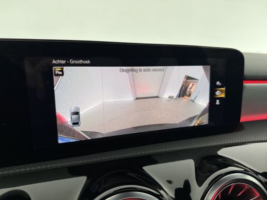 Mercedes-Benz A-Klasse 180 AMG | Panoramadak | Sfeerverl. | Burmester | Camera | Virtual Cockpit | LED | Memory seats ActivLease financial lease