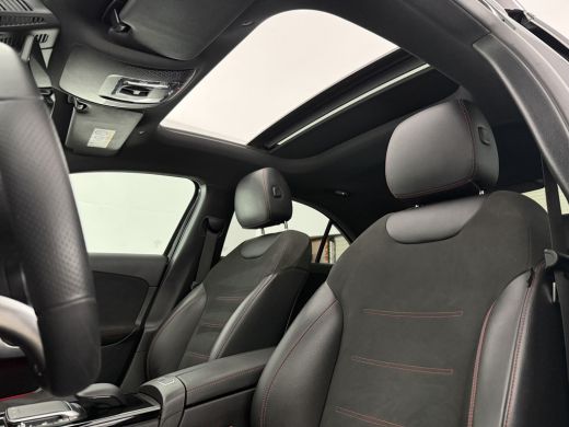 Mercedes-Benz A-Klasse 180 AMG | Panoramadak | Sfeerverl. | Burmester | Camera | Virtual Cockpit | LED | Memory seats ActivLease financial lease