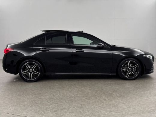 Mercedes-Benz A-Klasse 180 AMG | Panoramadak | Sfeerverl. | Burmester | Camera | Virtual Cockpit | LED | Memory seats ActivLease financial lease