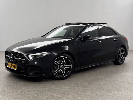 Mercedes-Benz A-Klasse 180 AMG | Panoramadak | Sfeerverl. | Burmester | Camera | Virtual Cockpit | LED | Memory seats ActivLease financial lease
