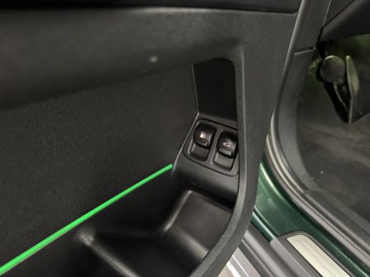 Mini Countryman 2.0 Cooper S E ALL4 Chili | Achteruitrijcamera | Airco (automatisch) | Apple Carplay/Android Auto... ActivLease financial lease