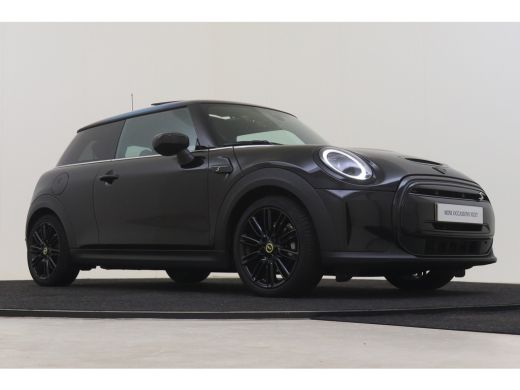 Mini Electric Business Edition / Panoramadak / Sportstoelen / Achteruitrijcamera / LED / Cruise Control / Airco... ActivLease financial lease