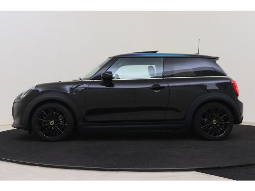 Mini Electric Business Edition / Panoramadak / Sportstoelen / Achteruitrijcamera / LED / Cruise Control / Airco... ActivLease financial lease