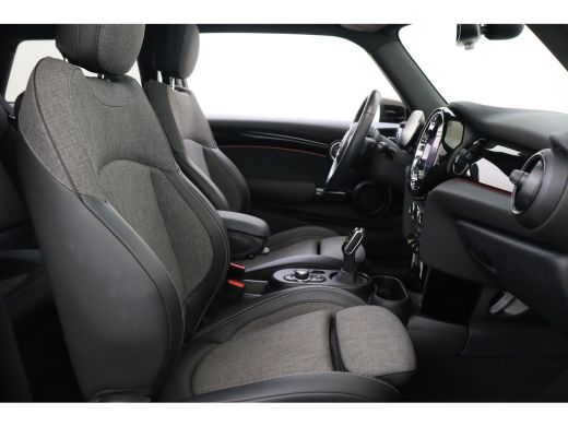 Mini Electric Business Edition / Panoramadak / Sportstoelen / Achteruitrijcamera / LED / Cruise Control / Airco... ActivLease financial lease