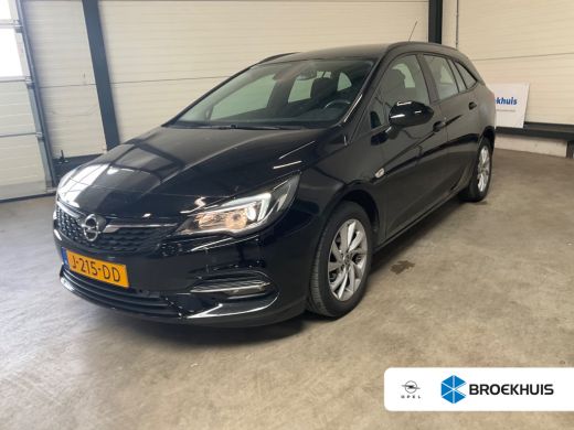 Opel Astra Sports Tourer 1.2 Edition Airco | AGR-Stoel | Camera | Cruise Control | DAB | LMV 16" | Navi | PD...