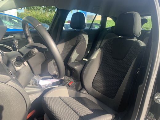 Opel Astra Sports Tourer 1.2 Edition Airco | AGR-Stoel | Camera | Cruise Control | DAB | LMV 16" | Navi | PD... ActivLease financial lease