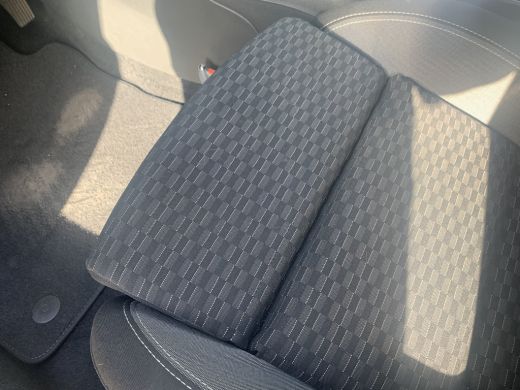 Opel Astra Sports Tourer 1.2 Edition Airco | AGR-Stoel | Camera | Cruise Control | DAB | LMV 16" | Navi | PD... ActivLease financial lease