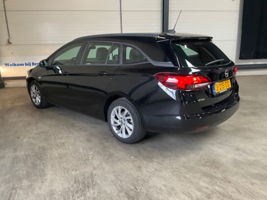 Opel Astra Sports Tourer 1.2 Edition Airco | AGR-Stoel | Camera | Cruise Control | DAB | LMV 16" | Navi | PD... ActivLease financial lease