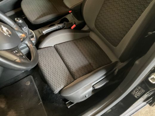 Opel Astra Sports Tourer 1.2 Edition Airco | AGR-Stoel | Camera | Cruise Control | DAB | LMV 16" | Navi | PD... ActivLease financial lease