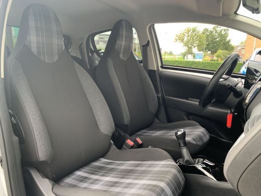 Peugeot 108 1.0 e-VTi Allure Airco | Camera | LMV 15" | Mistlampen | ActivLease financial lease