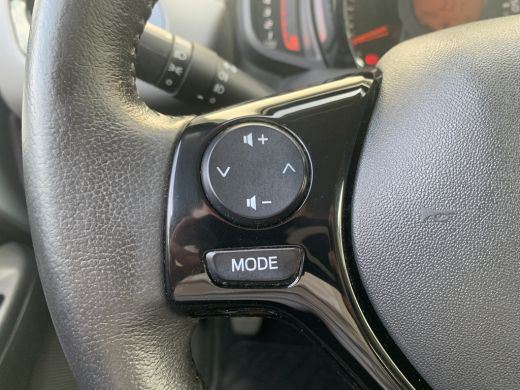 Peugeot 108 1.0 e-VTi Allure Airco | Camera | LMV 15" | Mistlampen | ActivLease financial lease