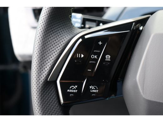 Peugeot 3008 1.2 HYBRID 136PK GT AUTOMAAT / NAVI / LEDER / CLIMA / LED / PDC / 19" LMV / CAMERA / WINTERPAKKET... ActivLease financial lease