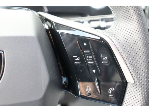 Peugeot 3008 1.2 HYBRID 136PK GT AUTOMAAT / NAVI / LEDER / CLIMA / LED / PDC / 19" LMV / CAMERA / WINTERPAKKET... ActivLease financial lease