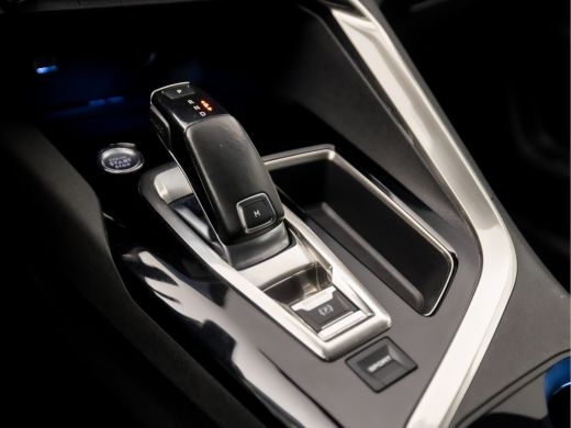 Peugeot 3008 1.2 PureTech Premium Sport (APPLE CARPLAY, GROOT NAVI, LEDER, KEYLESS, SPORTSTOELEN, 360 CAMERA, ... ActivLease financial lease