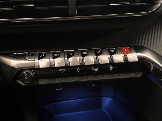 Peugeot 3008 1.6 plug-in Hybrid 180 Allure Camera | 19" Lichtmetaal | Digitaal Dashboard | Carplay | Parkeerse... ActivLease financial lease