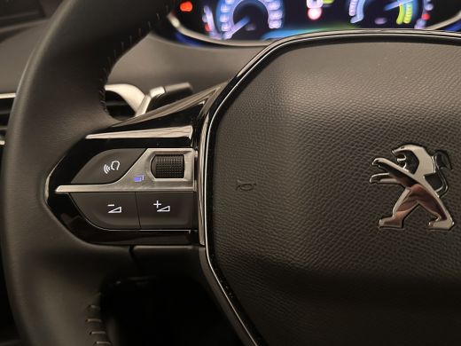Peugeot 3008 1.6 plug-in Hybrid 180 Allure Camera | 19" Lichtmetaal | Digitaal Dashboard | Carplay | Parkeerse... ActivLease financial lease