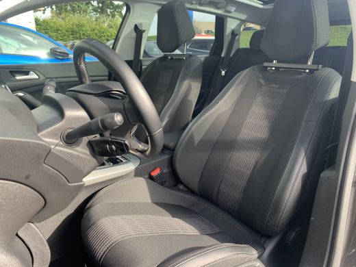 Peugeot 308 SW 1.2 PureTech Allure Airco | Cruise Control | LMV 16" | Navi | PDC V&A | Pano | ActivLease financial lease