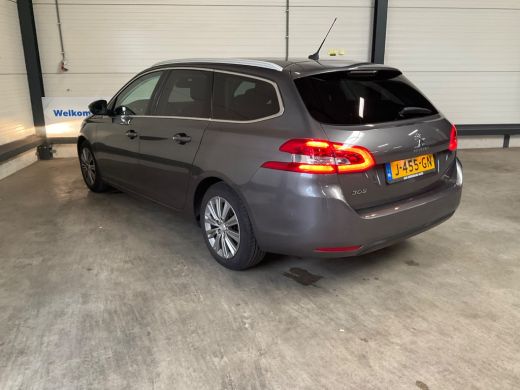 Peugeot 308 SW 1.2 PureTech Allure Airco | Camera | Cruise Control | LMV 16" | Navi | PDC V&A | Pano | ActivLease financial lease