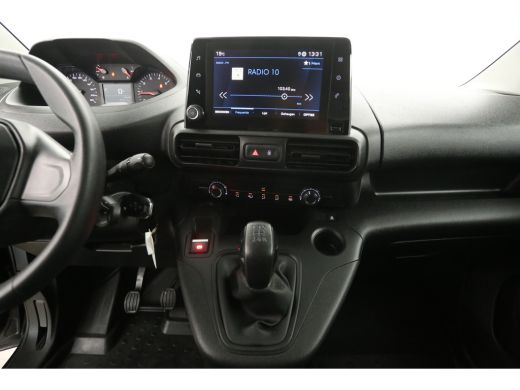 Peugeot Partner 1.6 BlueHDI L1H1 | Airco | Carplay | Parkeersensoren | Trekhaak | Schuifdeur ActivLease financial lease