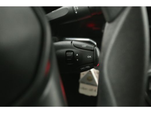 Peugeot Partner 1.6 BlueHDI L1H1 | Airco | Carplay | Parkeersensoren | Trekhaak | Schuifdeur ActivLease financial lease