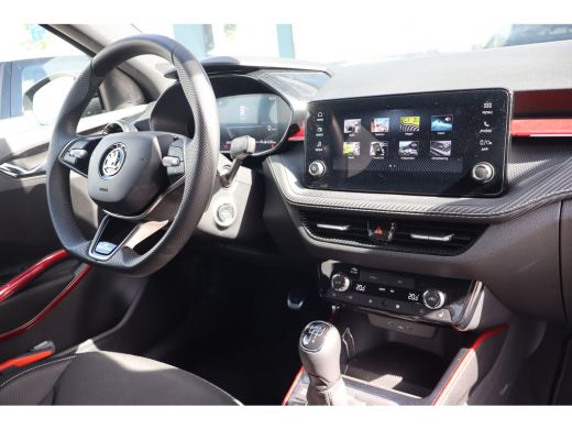 Skoda Fabia 95PK 1.0 TSI Monte Carlo | Achteruitrijcamera | Cruise control | Keyless start ActivLease financial lease