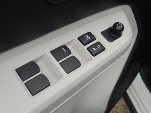 Suzuki Ignis 1.2 Smart Hybrid Stijl | Apple CarPlay | Navigatie | Rijklaarprijs incl. garantie | ActivLease financial lease