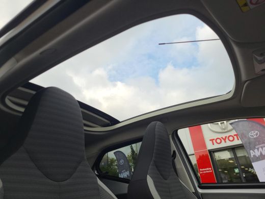 Toyota Aygo 1.0 VVT-i x-cite Cabrio | Apple CarPlay | Climate Control | Rijklaarprijs incl. garantie | ActivLease financial lease