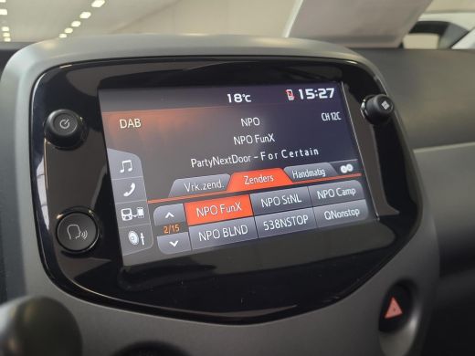 Toyota Aygo 1.0 VVT-i x-cite Cabrio | Apple CarPlay | Climate Control | Rijklaarprijs incl. garantie | ActivLease financial lease