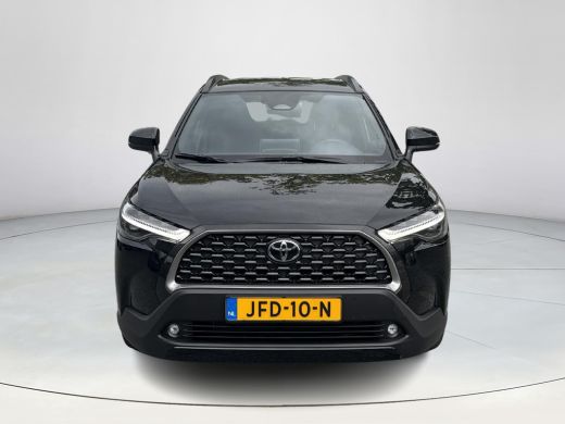 Toyota Corolla Cross Hybrid 200 Style **NAVIGATIE/ DODEHOEK DETECTIE/ STOEL EN STUURWIELVERWARMING/ PARKEERSENSOREN** ActivLease financial lease