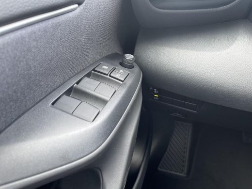 Toyota Yaris Cross 1.5 Hybrid 115 First Edition Comfort Pack ActivLease financial lease