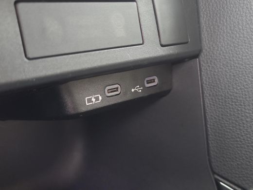 Toyota Yaris Cross 1.5 Hybrid 115 First Edition | NL Auto | Apple CarPlay | Rijklaarprijs incl. garantie | ActivLease financial lease