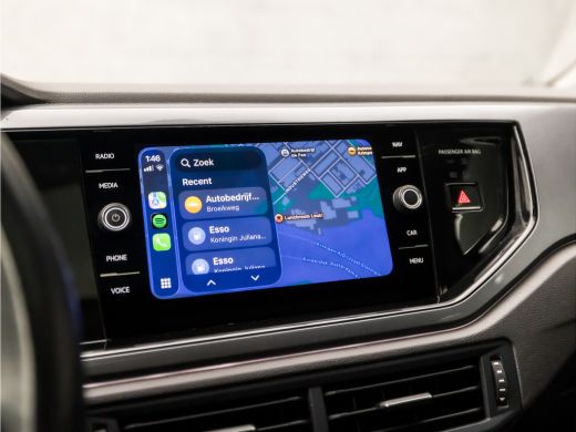 Volkswagen Polo 1.0 TSI Sportline Automaat (SCHUIFDAK, APPLE CARPLAY, VIRTUAL COCKPIT, GRILL VERLICHT, SPORTSTOEL... ActivLease financial lease