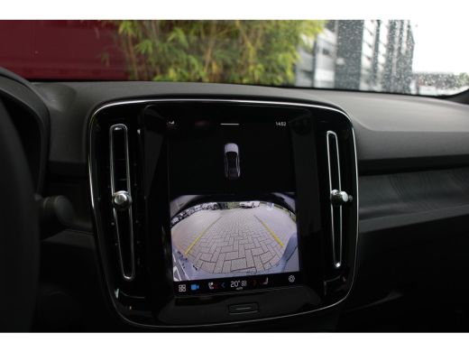 Volvo  C40 Single Motor Extended Range Plus 82 kWh | Achteruitrijcamera | Panoramadak | Adaptieve Cruise met... ActivLease financial lease