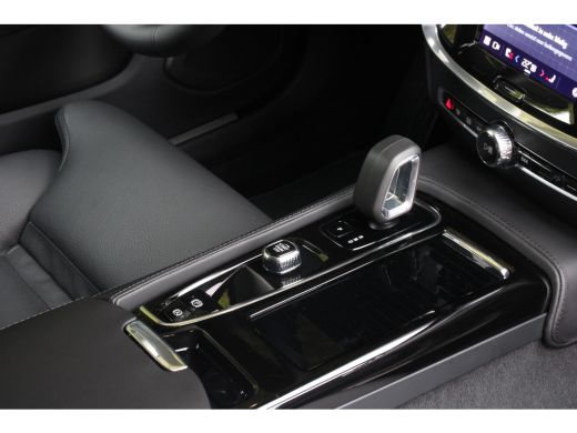 Volvo  V60 2.0 T6 Recharge AWD Plus Dark | Adaptive Cruise | BLIS | Camera | Stuur/stoelverwarming | Keyless... ActivLease financial lease