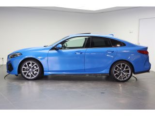 BMW 2 Serie 220i High Executive M Sport Automaat / Panoramadak / Sportstoelen / Achteruitrijcamera / Adaptiev...