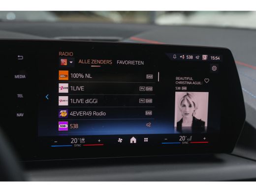 BMW 1 Serie 120 M Sport Automaat / Sportstoelen / Achteruitrijcamera / M Adaptief onderstel / Adaptieve LED /... ActivLease financial lease