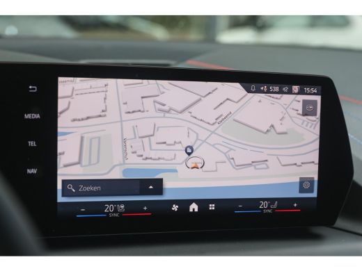 BMW 1 Serie 120 M Sport Automaat / Sportstoelen / Achteruitrijcamera / M Adaptief onderstel / Adaptieve LED /... ActivLease financial lease