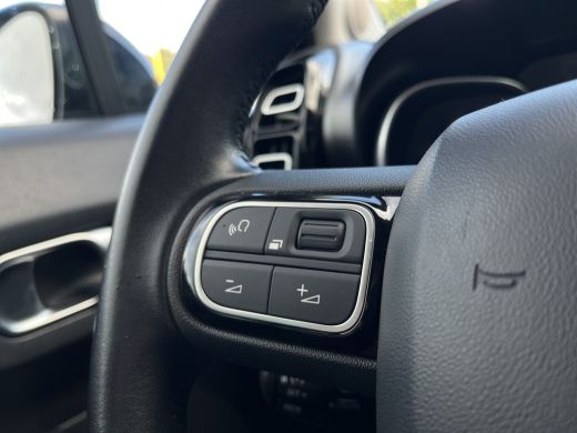 Citroën C3 Aircross 1.2 PureTech S&S Shine Keyless | Camera | Parkeersensoren voor + Achter | Climate control | ActivLease financial lease