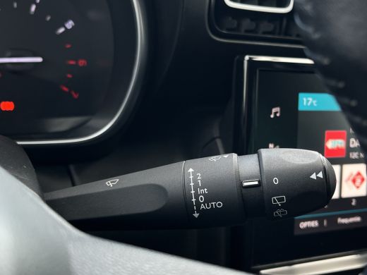 Citroën C3 Aircross 1.2 PureTech S&S Shine Keyless | Camera | Parkeersensoren voor + Achter | Climate control | ActivLease financial lease