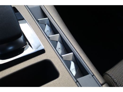 DS DS 7 E-Tense Business 225 PK HyBrid | Carplay | Keyless | Navi | Climate & Cruise Controle | 225 PK Hy... ActivLease financial lease