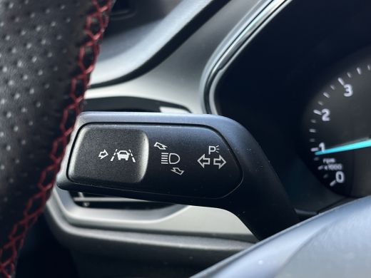 Ford Focus 1.0 EcoBoost Hybrid ST Line Business LED | Keyless | Camera | Parkeersensoren voor + Achter | Car... ActivLease financial lease