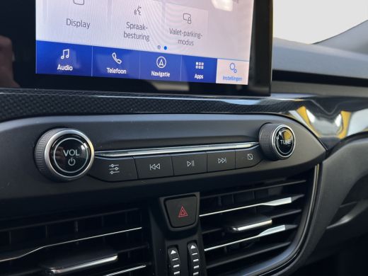 Ford Focus 1.0 EcoBoost Hybrid ST Line Business LED | Keyless | Camera | Parkeersensoren voor + Achter | Car... ActivLease financial lease