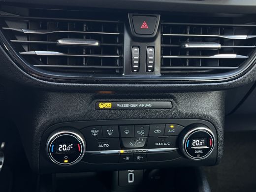 Ford Focus 1.0 EcoBoost Hybrid ST Line Business LED | Keyless | Camera | Parkeersensoren voor + Achter | Car... ActivLease financial lease