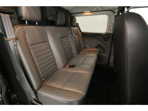 Ford Transit Custom 300 2.0 TDCI L2H1 Limited | DC | Airco | Cruise | Carplay | Navigatie | 2xSchuifdeur | Trekhaak ActivLease financial lease