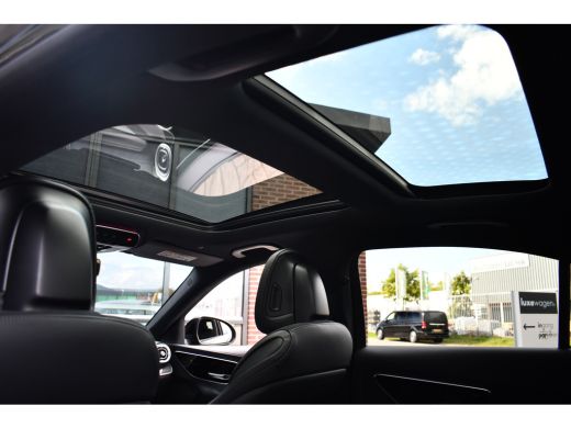Mercedes-Benz C-Klasse 300 e AMG Line Pano Night Trekhaak Camera ActivLease financial lease