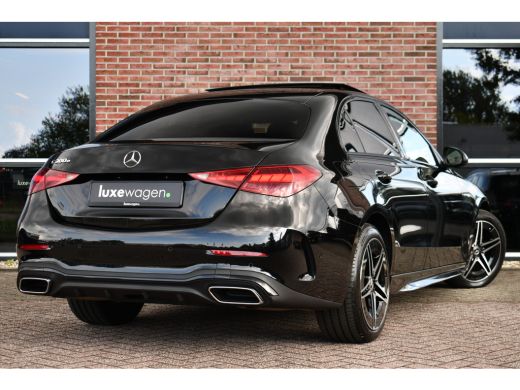 Mercedes-Benz C-Klasse 300 e AMG Line Pano Night Trekhaak Camera ActivLease financial lease